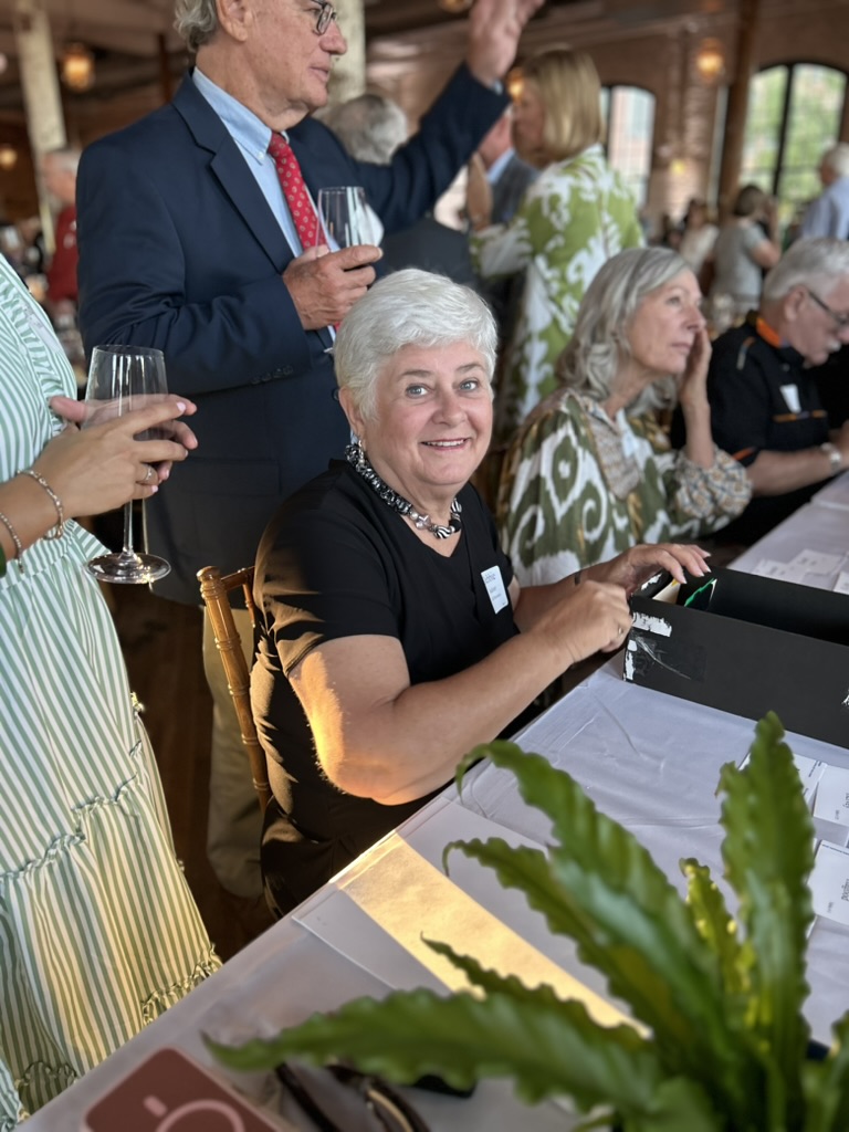 C262e09c 6585 4470 96fe B353e86ffae7 1 105 C